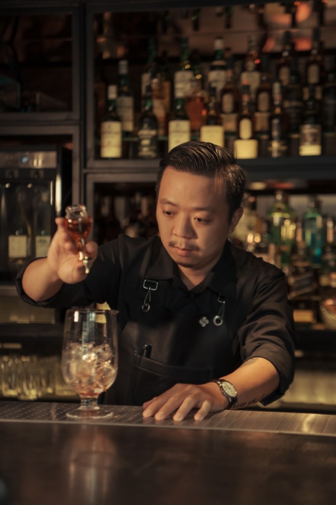 The place to enjoy whiskey and jazz music in Ho Chi Minh City VietNam