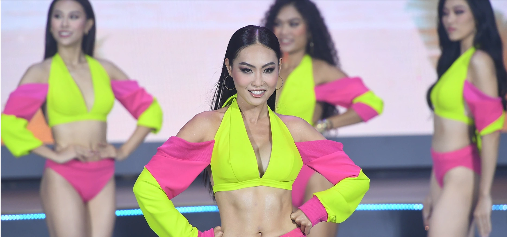 VietNam – Showbiz – The “fiery” bodies of the Miss Sports contestants in the bikini section